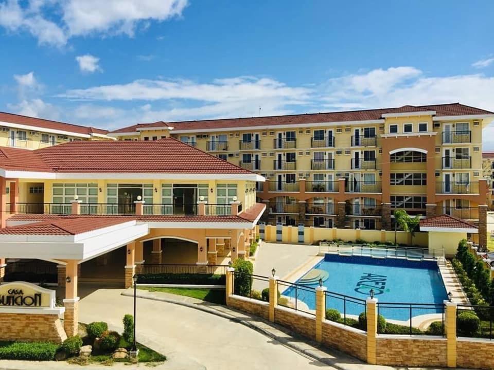 Spacious 1 Bedroom At Arezzo Place Davao With Pool,Wifi And Netflix Buitenkant foto