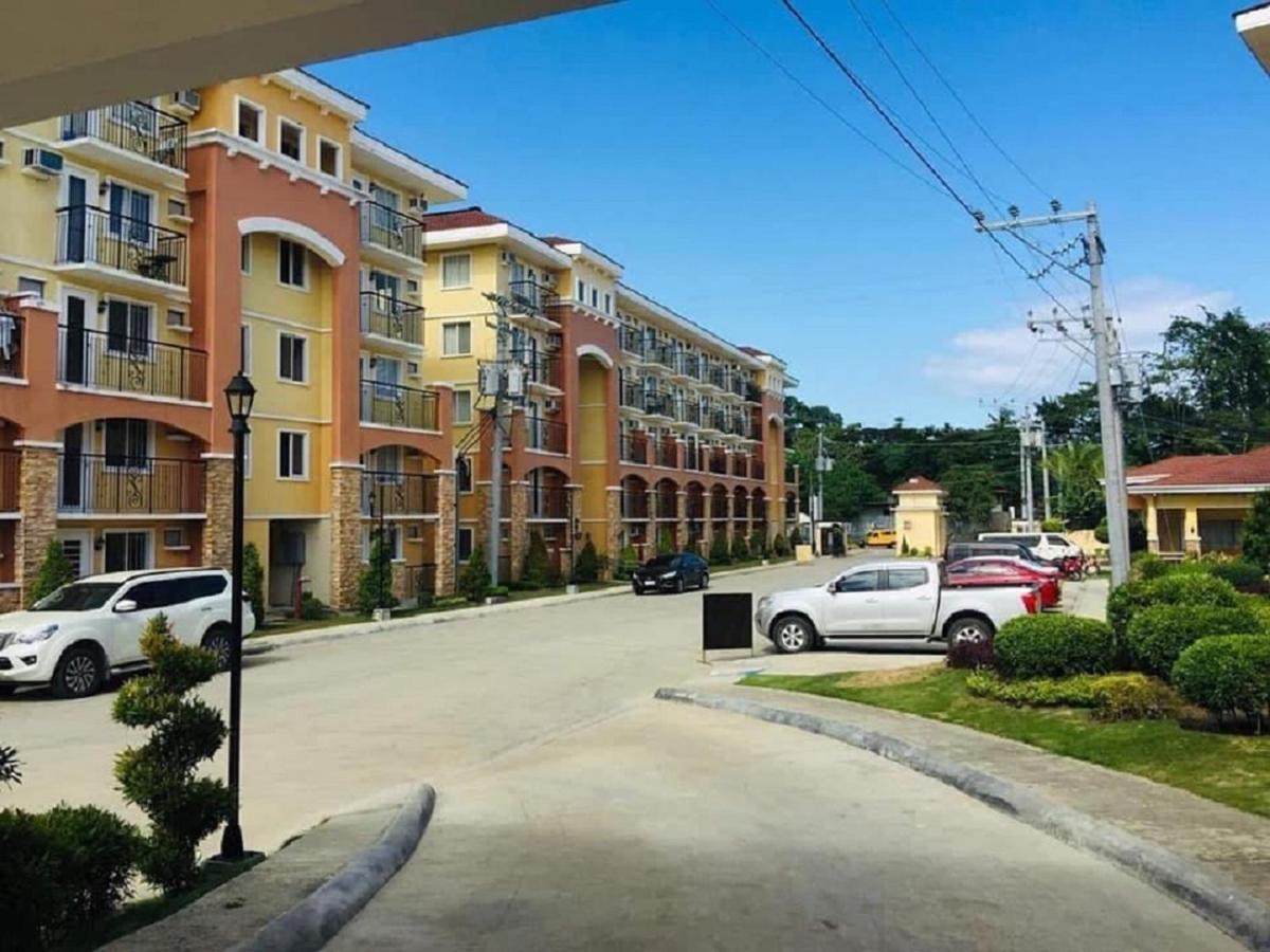 Spacious 1 Bedroom At Arezzo Place Davao With Pool,Wifi And Netflix Buitenkant foto